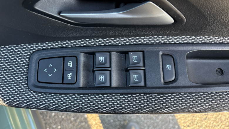 Dacia Jogger 1.0 TCe Extreme SE 5dr Petrol Estate